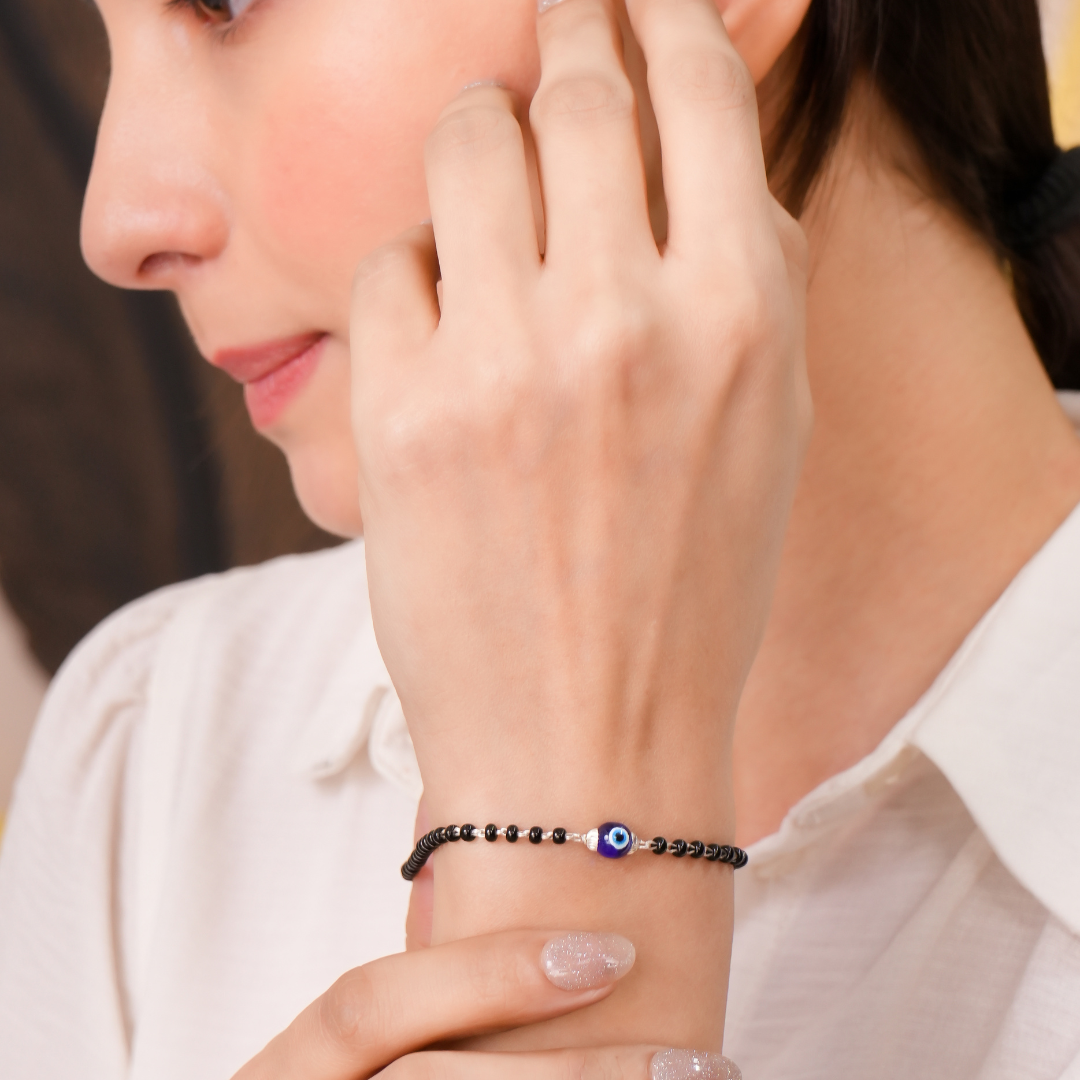 Sterling Silver Black Bead Evil Eye Bracelet